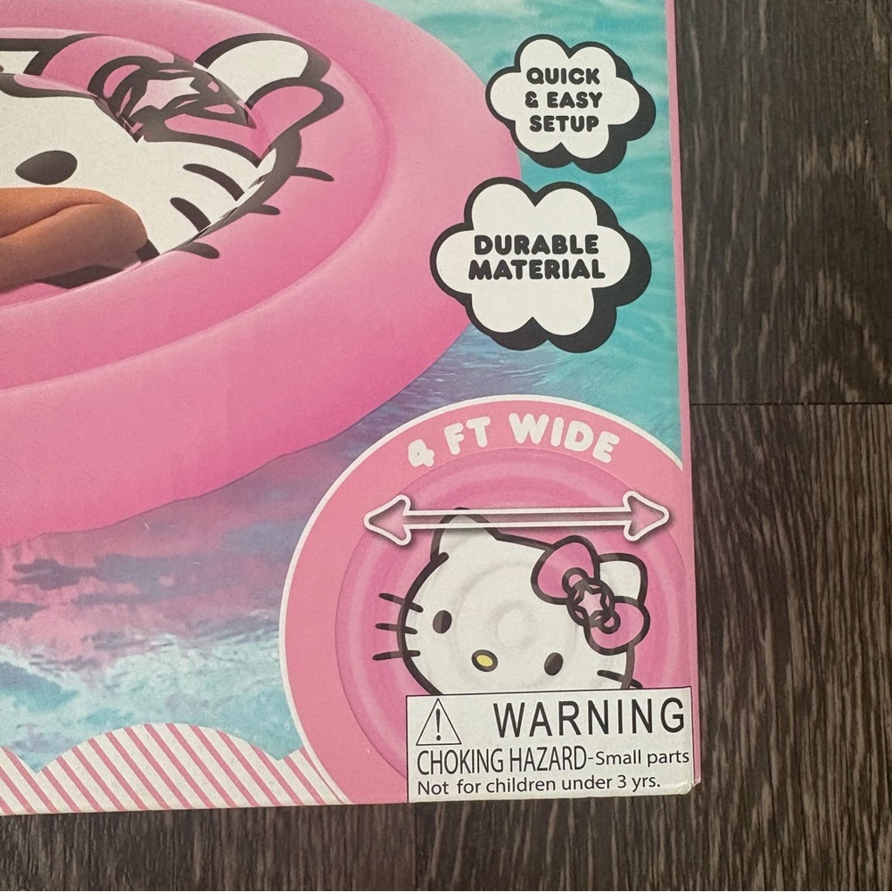 Hello Kitty Pink Inflatable Floating Island - Picture 4 of 10